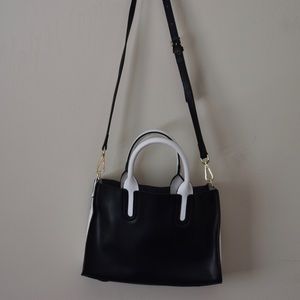 Hanaa-fu shoulder hand bag